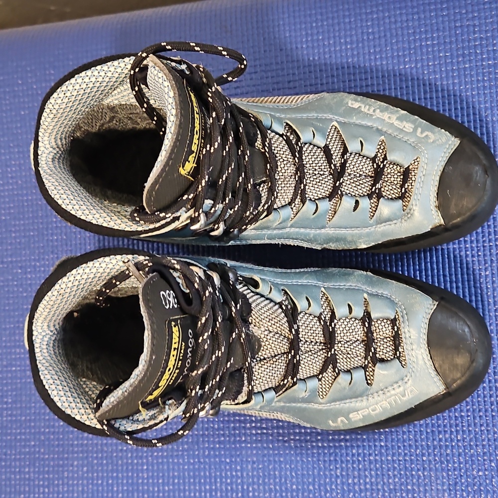 La Sportiva Hiking Boots, Size 7.5+ - Picture 6 of 16